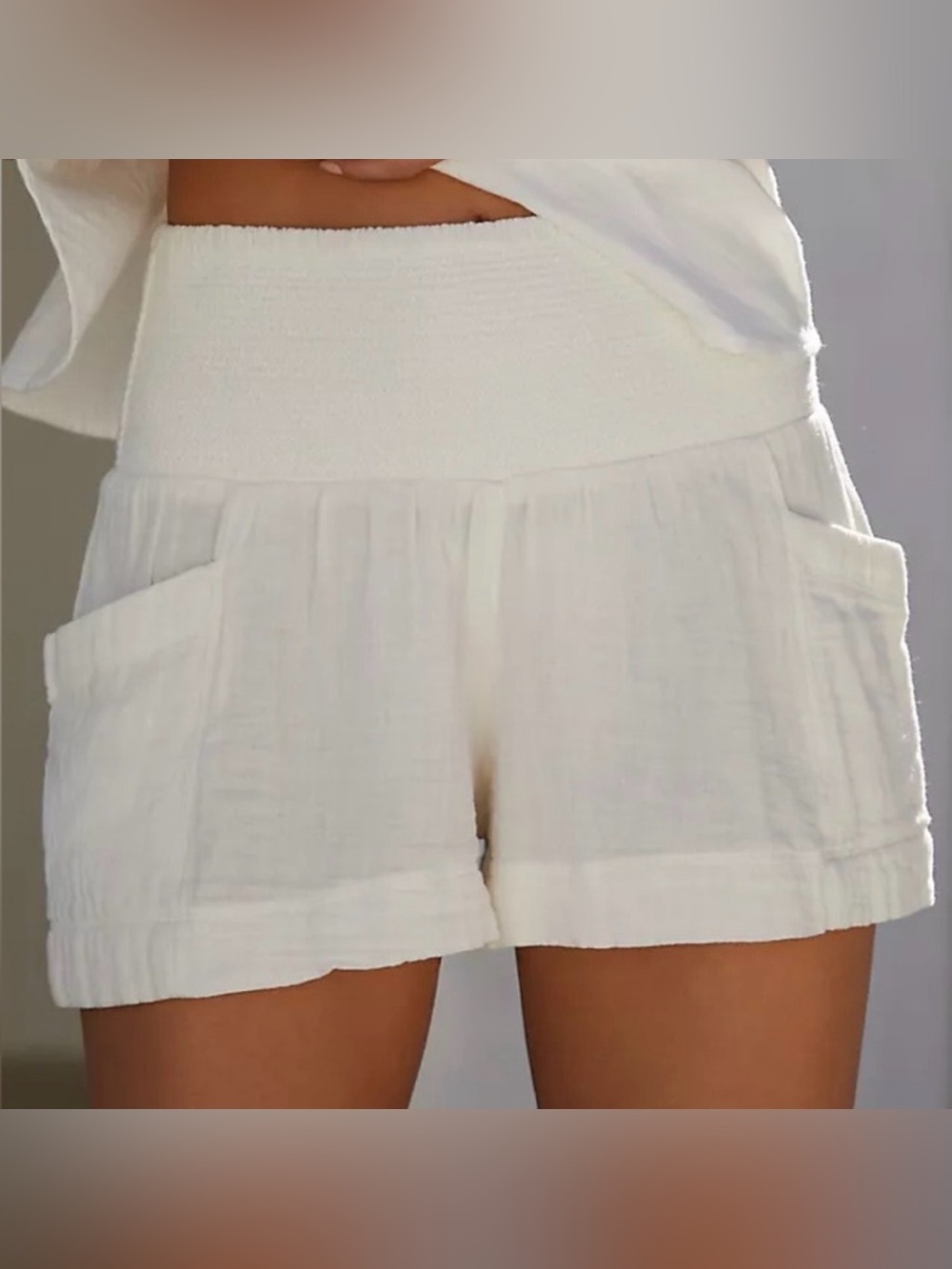 Anthropologie The Kaveri Smocked Shorts
